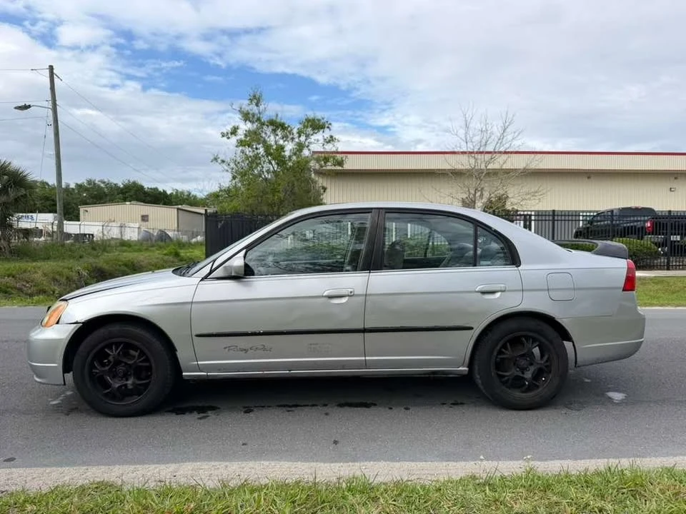 2001 Honda Civic 7th Gen - Image 7 of 20