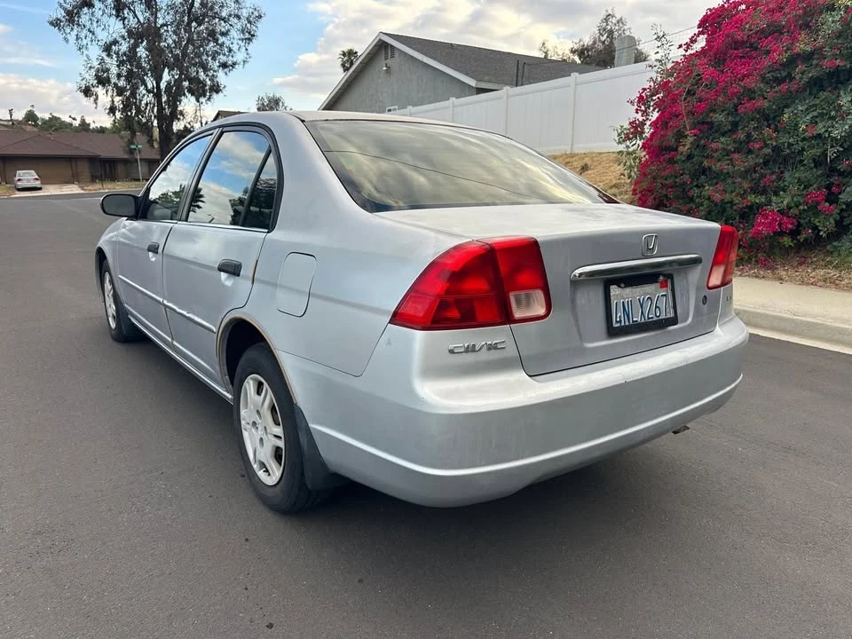 2001 Honda Civic 7th Gen - Image 9 of 17