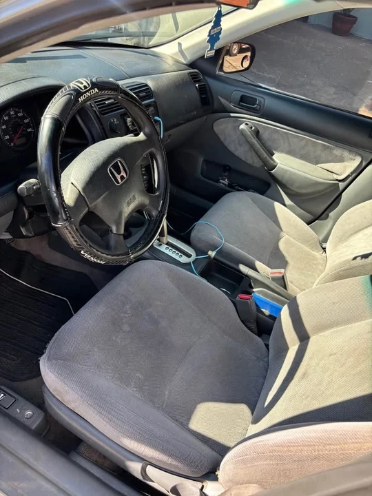 2001 Honda Civic 7th Gen - Image 2 of 10