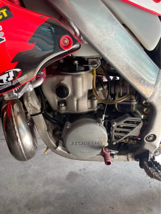 2001 Honda CR - Image 4 of 10