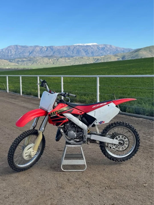 2001 Honda CRF - Image 2 of 5