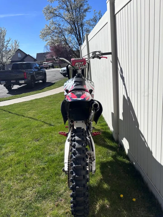2001 Honda CR - Image 9 of 12