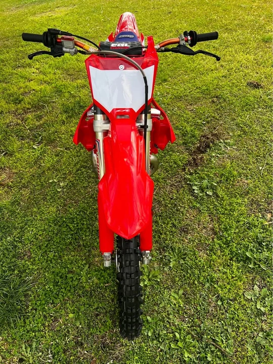 2001 Honda CR - Image 8 of 13