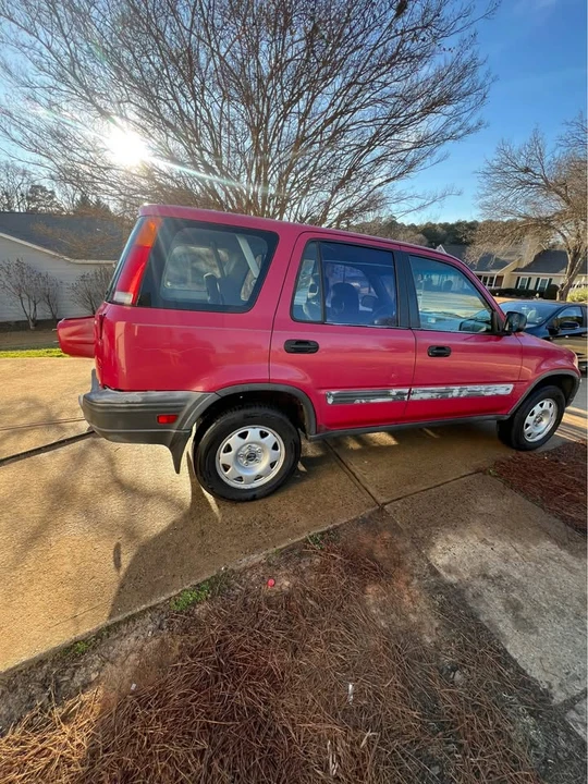 2001 Honda CR-V 1st Gen - Image 4 of 15