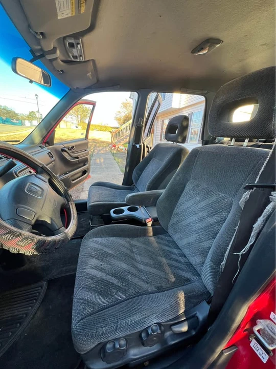 2001 Honda CR-V 1st Gen - Image 13 of 15