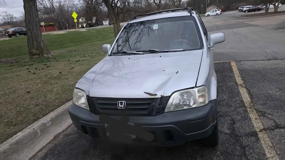 2001 Honda CR-V 1st Gen - Image 2 of 6