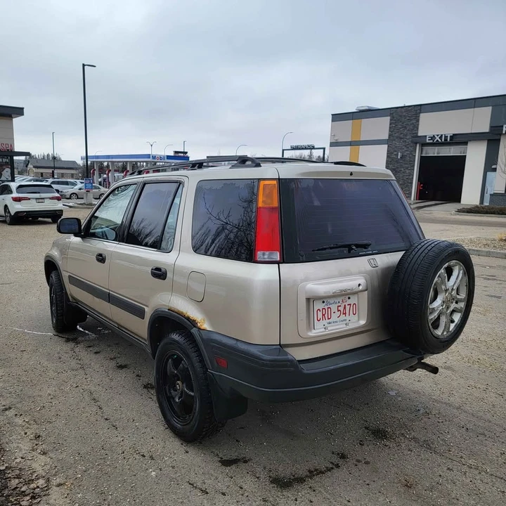 2001 Honda CR-V 1st Gen - Image 4 of 9