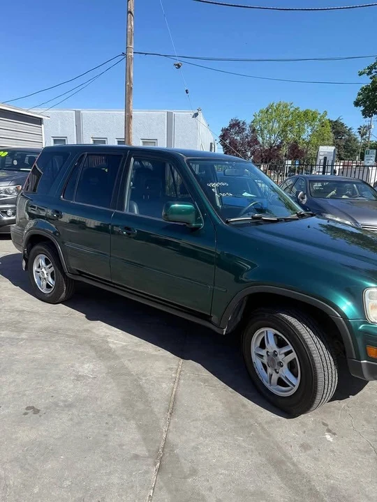 2001 Honda CR-V 1st Gen - Image 2 of 7