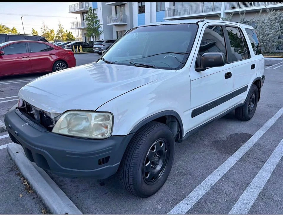 2001 Honda CR-V 1st Gen - Image 7 of 8