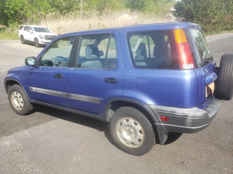 2001 Honda CR-V 1st Gen - Image 3 of 9