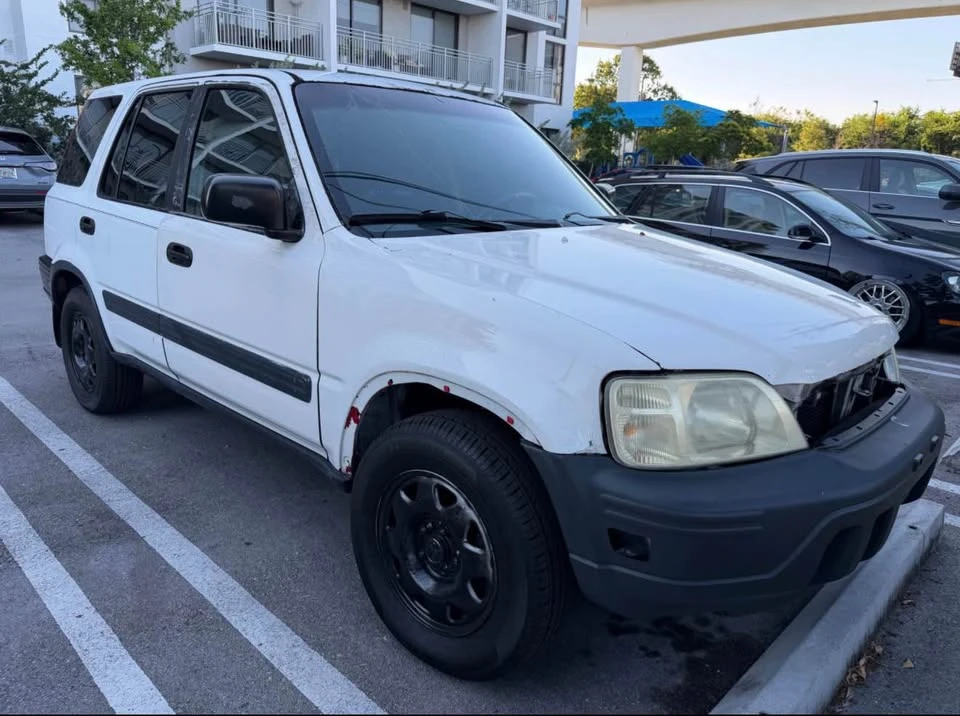 2001 Honda CR-V 1st Gen - Image 6 of 8