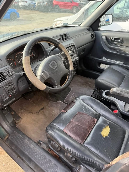 2001 Honda CR-V 1st Gen - Image 7 of 13