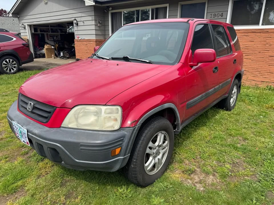 2001 Honda CR-V 1st Gen - Image 2 of 13