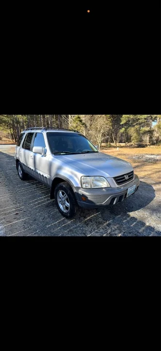 2001 Honda CR-V 1st Gen - Image 2 of 12