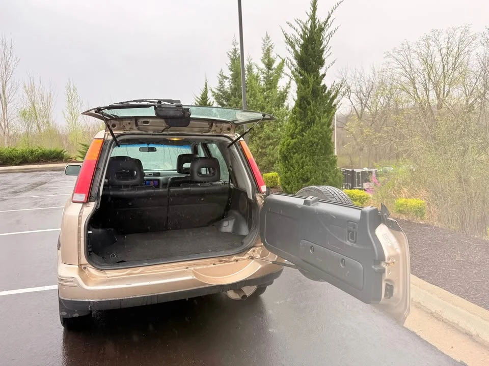 2001 Honda CR-V 1st Gen - Image 5 of 15