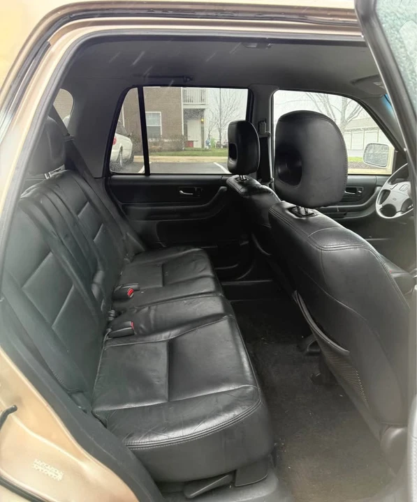 2001 Honda CR-V 1st Gen - Image 10 of 15
