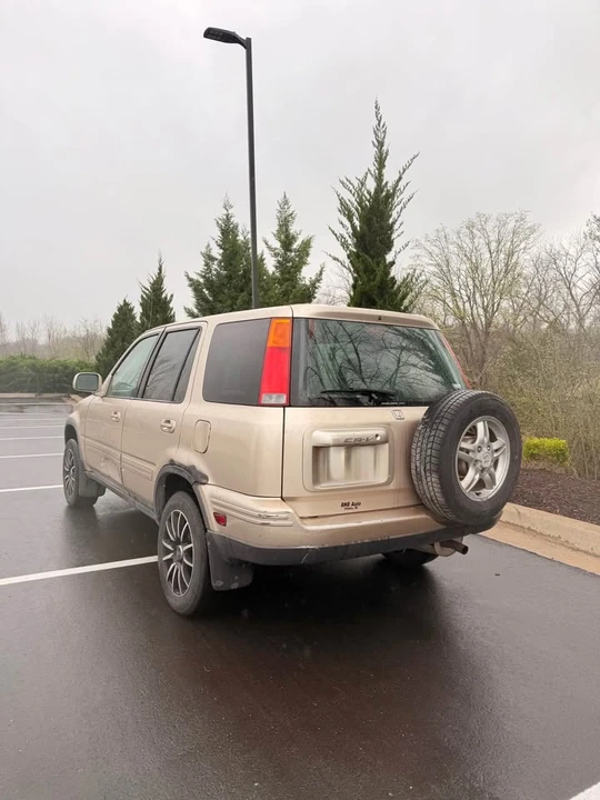 2001 Honda CR-V 1st Gen - Image 3 of 15