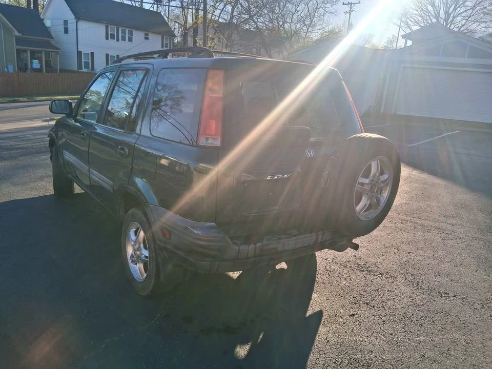 2001 Honda CR-V 1st Gen - Image 5 of 10