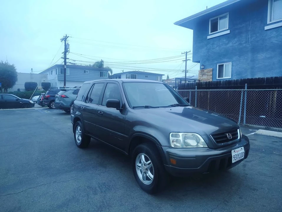 2001 Honda CR-V 1st Gen - Image 6 of 9