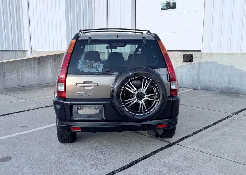 2001 Honda CR-V 1st Gen - Image 7 of 10