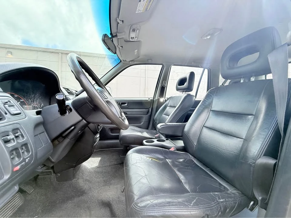 2001 Honda CR-V 1st Gen - Image 7 of 11