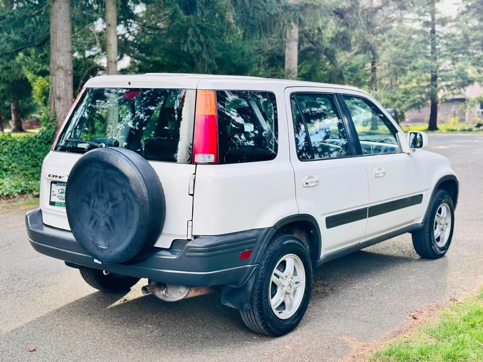 2001 Honda CR-V 1st Gen - Image 5 of 16