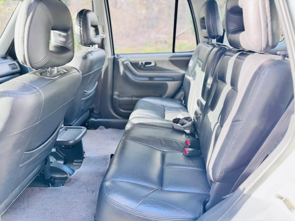 2001 Honda CR-V 1st Gen - Image 13 of 16