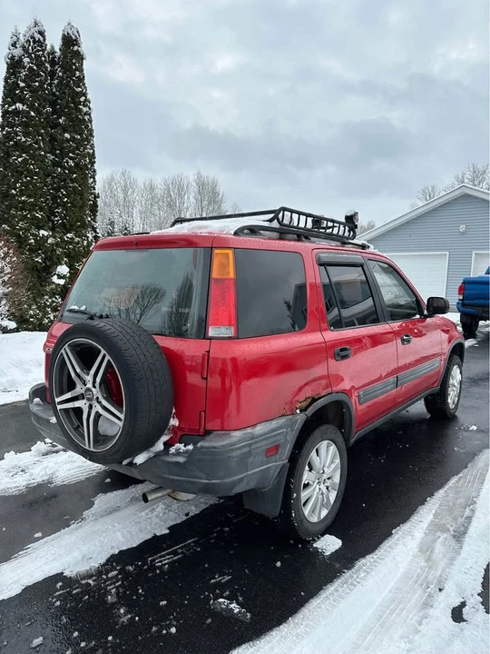 2001 Honda CR-V 1st Gen - Image 5 of 14