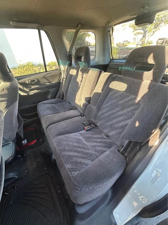 2001 Honda CR-V 1st Gen - Image 3 of 10