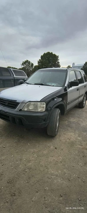 2001 Honda CR-V 1st Gen - Image 2 of 9