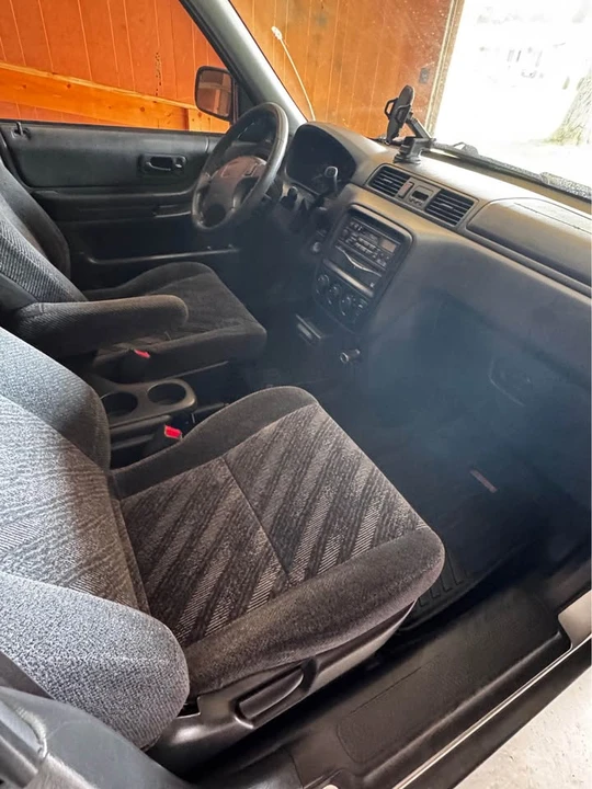 2001 Honda CR-V 1st Gen - Image 2 of 4