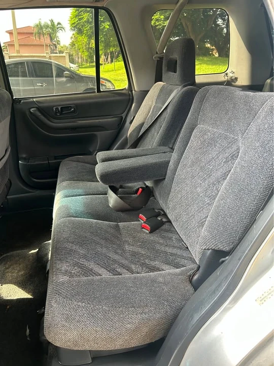 2001 Honda CR-V 1st Gen - Image 9 of 9