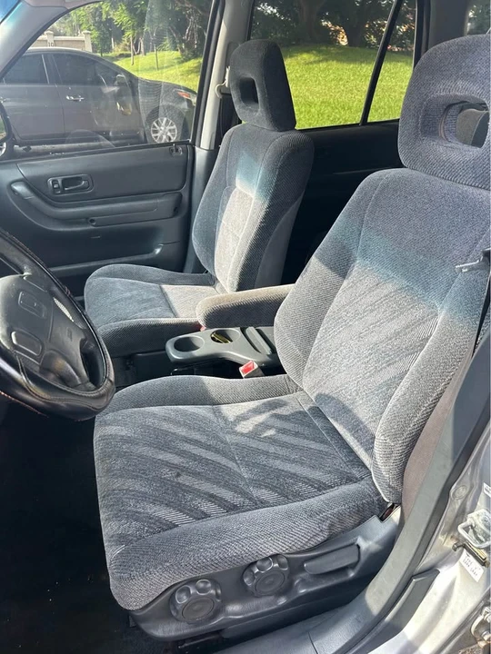 2001 Honda CR-V 1st Gen - Image 7 of 9