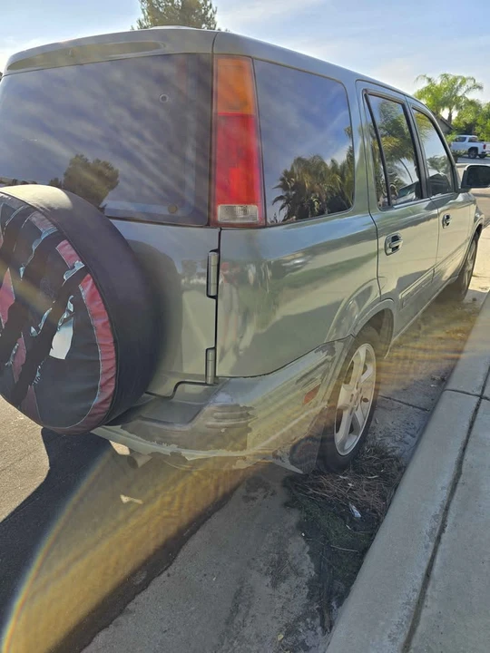 2001 Honda CR-V 1st Gen - Image 3 of 20