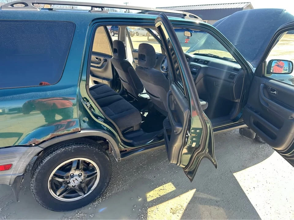 2001 Honda CR-V 1st Gen - Image 14 of 20