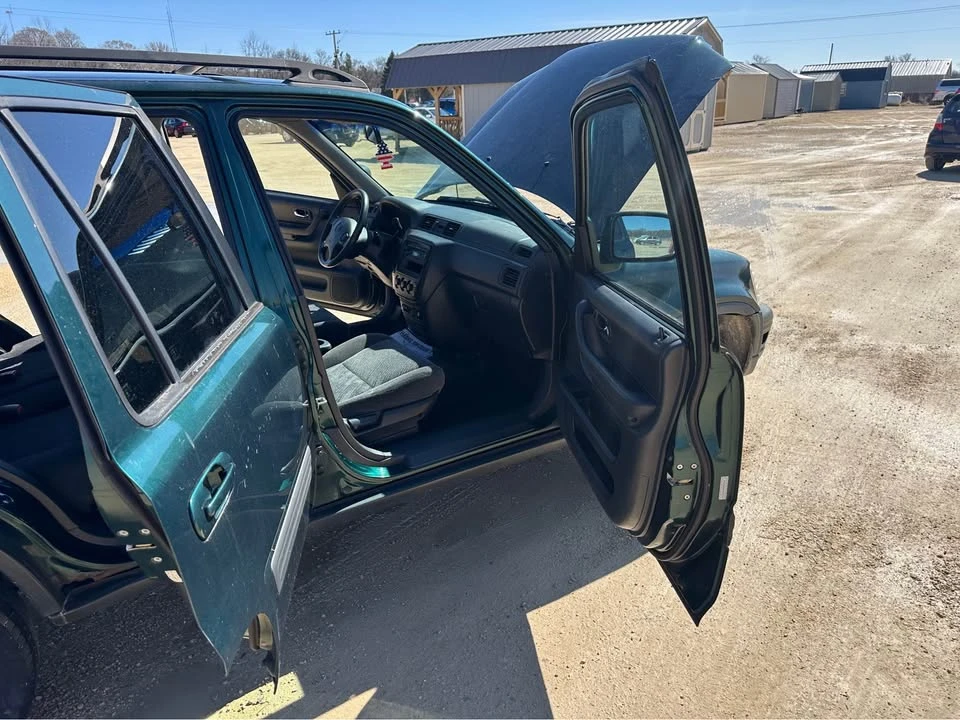 2001 Honda CR-V 1st Gen - Image 13 of 20