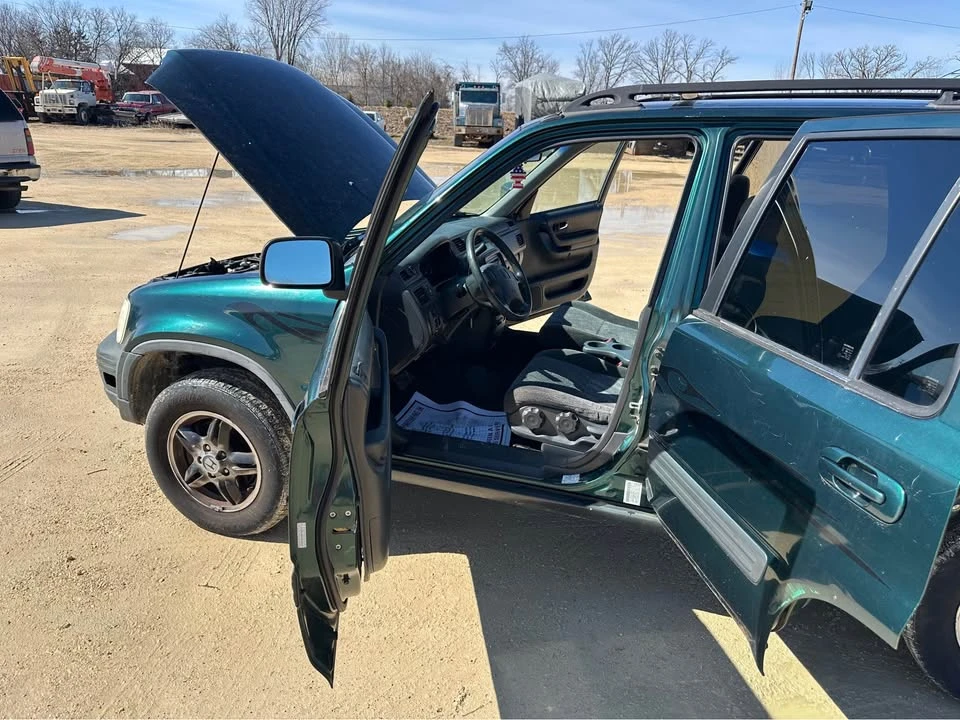 2001 Honda CR-V 1st Gen - Image 11 of 20