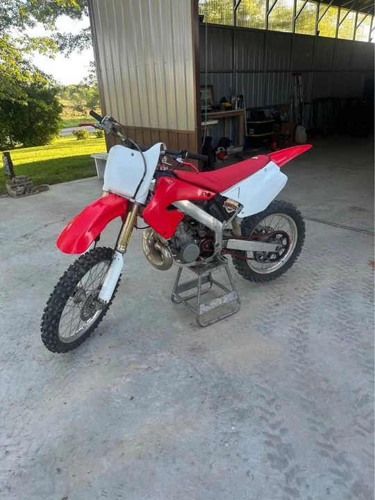 2001 Honda CR - Image 3 of 5
