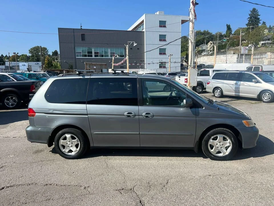 2001 Honda Odyssey - Image 2 of 18