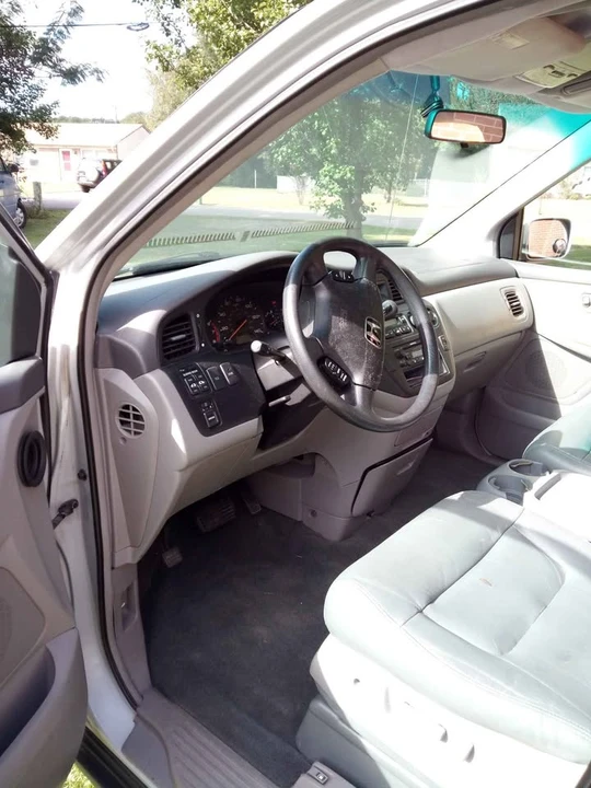 2001 Honda Odyssey - Image 8 of 18