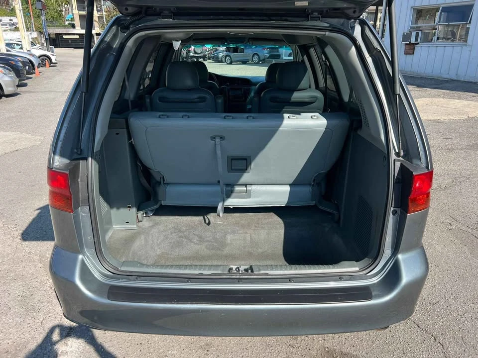 2001 Honda Odyssey - Image 17 of 18