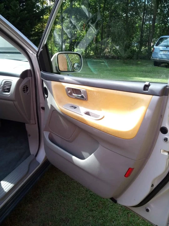 2001 Honda Odyssey - Image 12 of 18