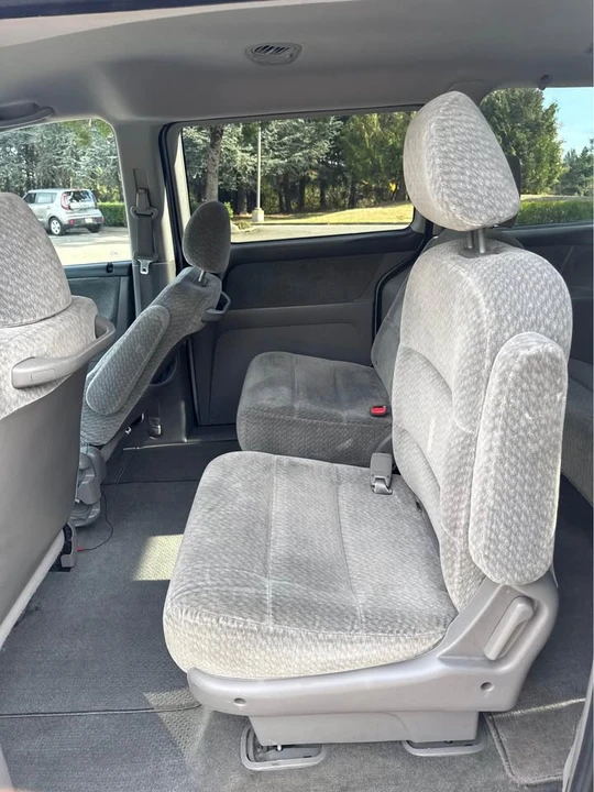 2001 Honda Odyssey - Image 9 of 13