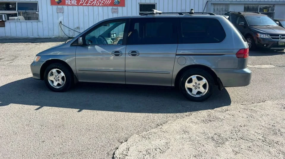 2001 Honda Odyssey - Image 4 of 18