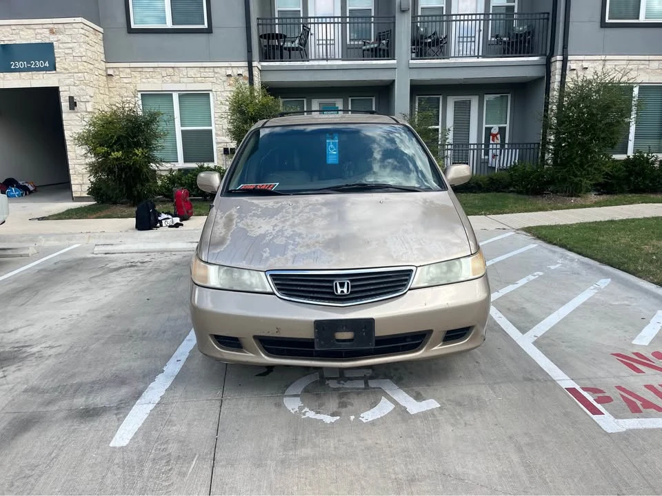2001 Honda Odyssey - Image 3 of 8