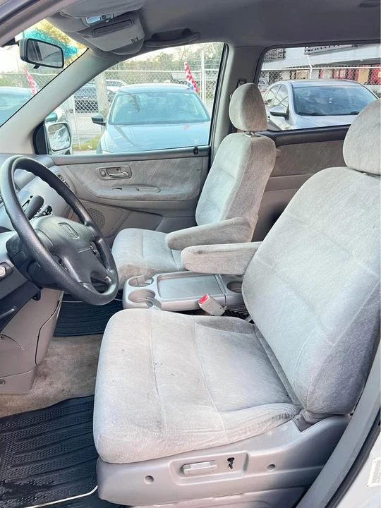 2001 Honda Odyssey - Image 9 of 19