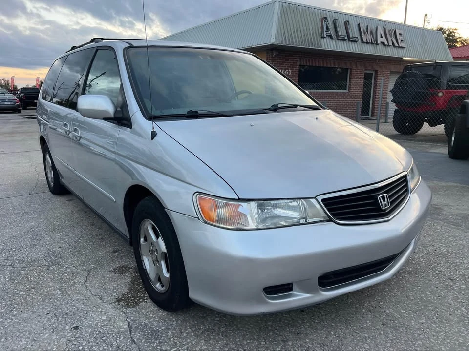 2001 Honda Odyssey - Image 2 of 15
