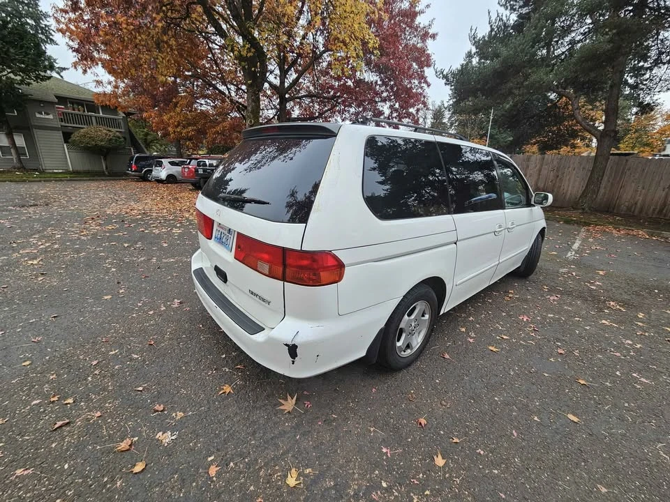 2001 Honda Odyssey - Image 6 of 10