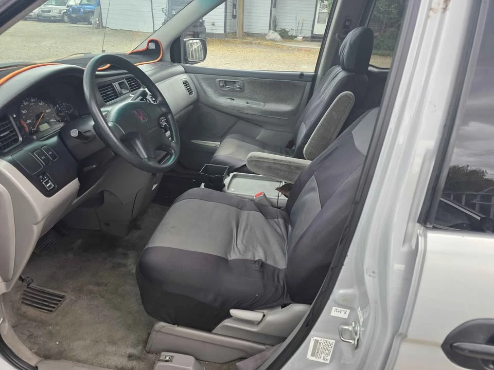 2001 Honda Odyssey - Image 3 of 4