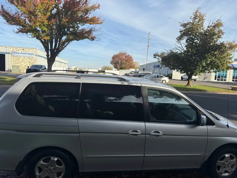 2001 Honda Odyssey - Image 10 of 10